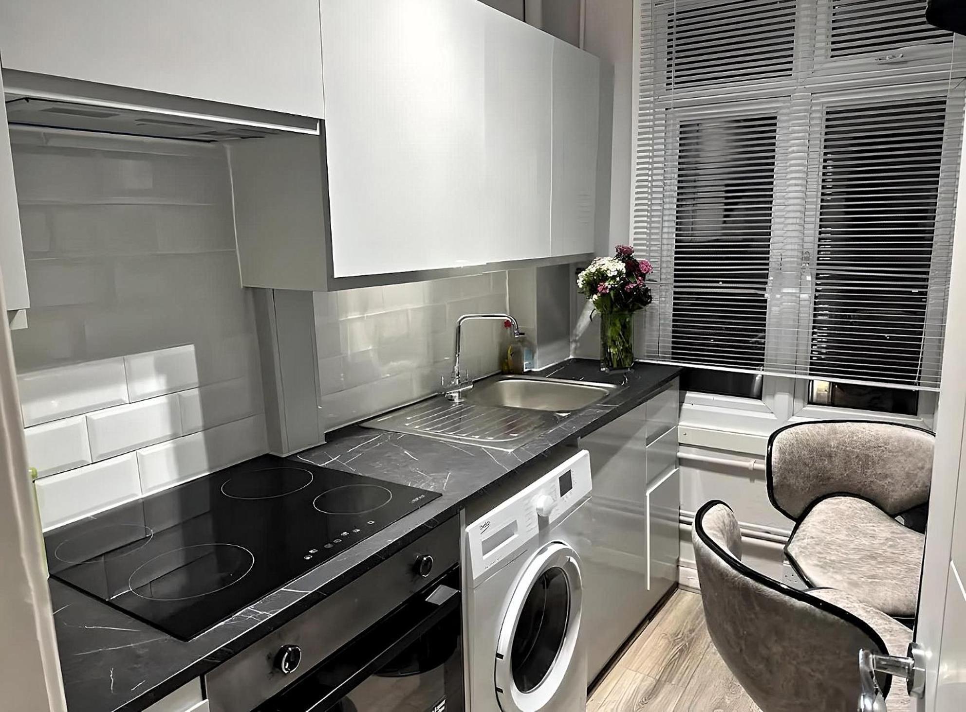 Апартаменты Brixton Hill Retreat Modern And Cosy Лондон Экстерьер фото