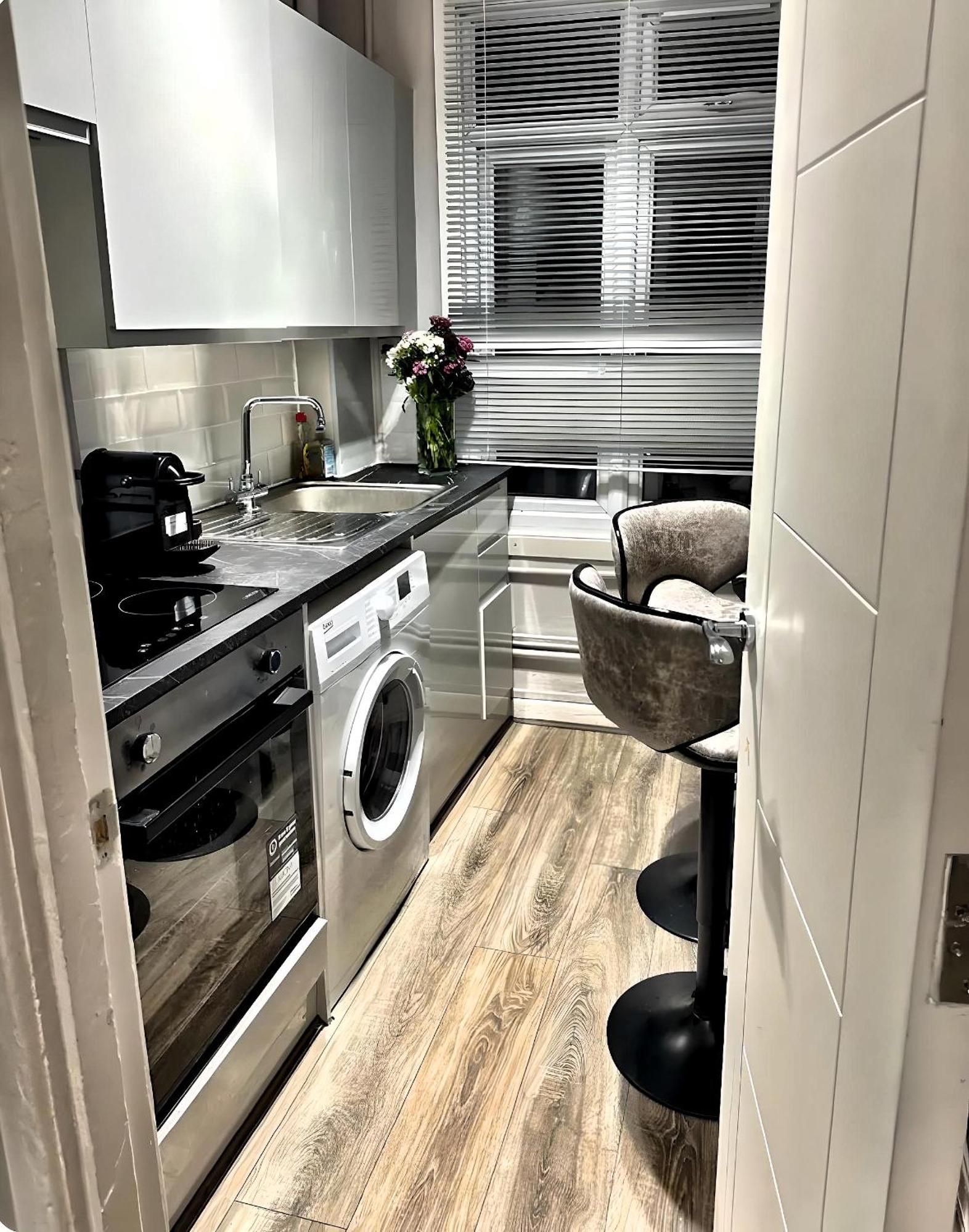Апартаменты Brixton Hill Retreat Modern And Cosy Лондон Экстерьер фото